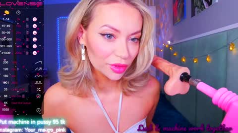 Snapshot of margohotty chatting on 01/20/25, 05:37 Margo for you online show from 01/20/25, 05:37