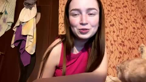 Chloe online show from 04/16/26, 09:39