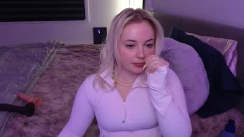 margot_robbie7 online show from 01/06/26, 01:09