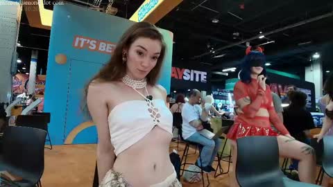   online show from 04/12/26, 06:24