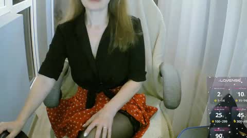 Snapshot of mari399 chatting on 03/12/25, 07:59 Mari online show from 03/12/25, 07:59