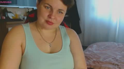 Mari online show from 10/14/25, 06:58