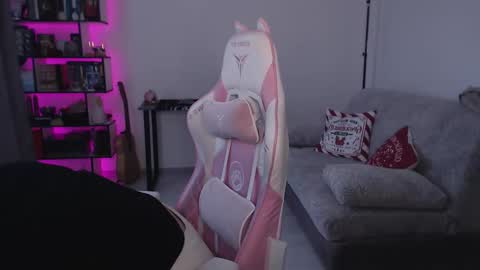 mari moore online show from 01/13/26, 08:30