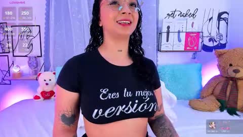 Mari Sweett  online show from 11/24/25, 05:45