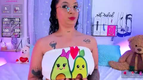 Mari Sweett  online show from 02/04/26, 07:42