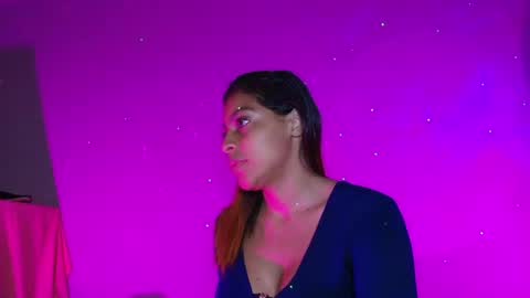 Snapshot of maria_rosee chatting on 05/11/26, 02:45 ELI online show from 05/11/26, 02:45