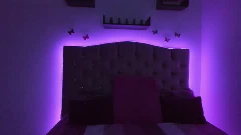 Snapshot of maria_skinny_ chatting on 10/05/25, 01:20 My name is Valentina online show from 10/05/25, 01:20