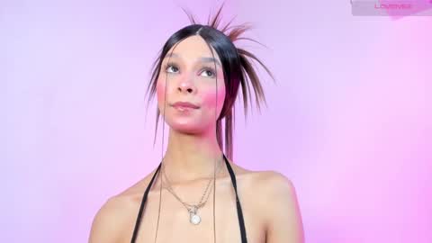 S O F I A  model independent online show from 02/25/25, 11:30