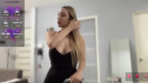 Sopia Nicart online show from 01/07/26, 07:44