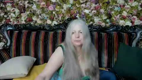 Snapshot of mariabelladonna chatting on 06/10/26, 09:14 Maria online show from 06/10/26, 09:14