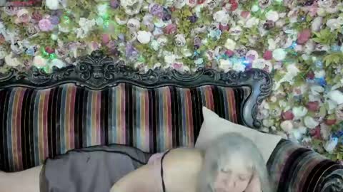 Snapshot of mariabelladonna chatting on 07/23/26, 01:58 Maria online show from 07/23/26, 01:58