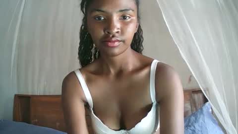 Maria online show from 11/19/25, 05:29