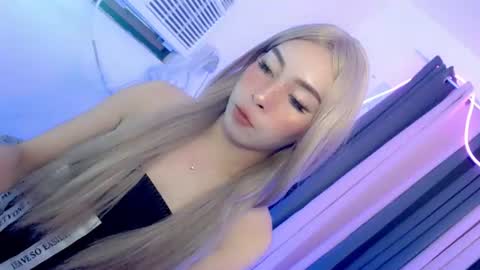 Snapshot of mariah_monroex chatting on 07/19/26, 04:27 Mariah monroexs Blow and Free Webcam online show from 07/19/26, 04:27