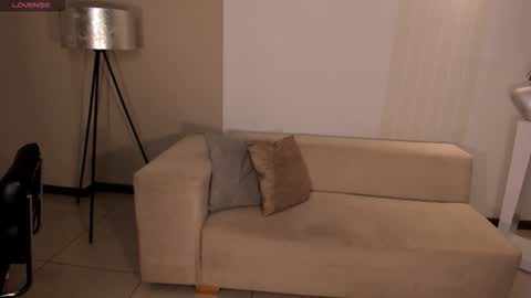 MARIA HERRERA  online show from 10/18/25, 08:09