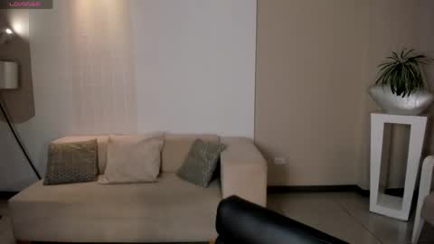 Snapshot of mariaherrera_ chatting on 05/01/26, 06:12 MARIA HERRERA online show from 05/01/26, 06:12