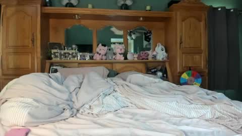 Snapshot of mariahpinkkitty chatting on 07/24/26, 12:08 Pinkkitty online show from 07/24/26, 12:08