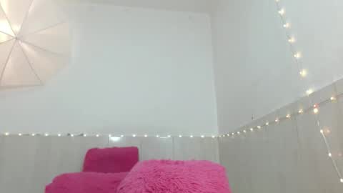 Snapshot of mariajose2015 chatting on 05/23/26, 04:07 Mariajose online show from 05/23/26, 04:07
