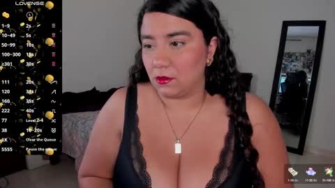 Snapshot of mariamcastillo chatting on 02/07/25, 05:20   Mariam Castiblanco online show from 02/07/25, 05:20