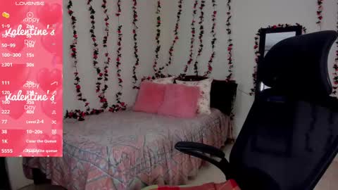 Snapshot of mariamcastillo chatting on 02/15/25, 01:42   Mariam Castiblanco online show from 02/15/25, 01:42