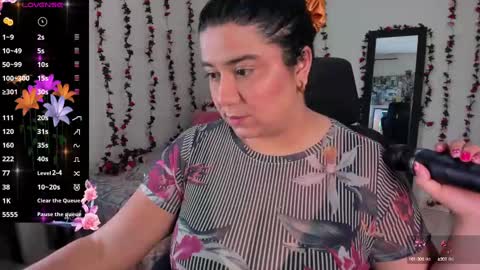 Snapshot of mariamcastillo chatting on 03/06/25, 10:26   Mariam Castiblanco online show from 03/06/25, 10:26