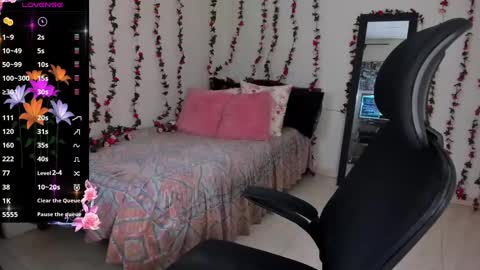 Snapshot of mariamcastillo chatting on 03/09/25, 12:31   Mariam Castiblanco online show from 03/09/25, 12:31