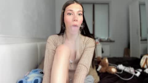 Snapshot of mariamceleste chatting on 05/23/26, 02:28 Mariam online show from 05/23/26, 02:28