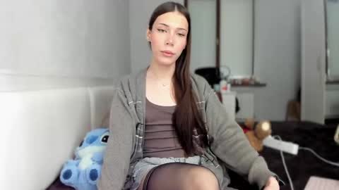 Snapshot of mariamceleste chatting on 05/25/26, 03:01 Mariam online show from 05/25/26, 03:01