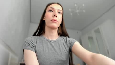 Snapshot of mariamceleste chatting on 05/26/26, 03:24 Mariam online show from 05/26/26, 03:24