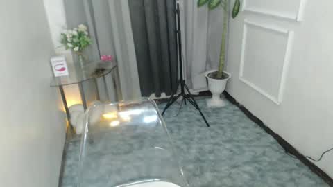 maria online show from 02/03/25, 12:14