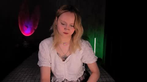 Maria online show from 02/14/25, 02:18