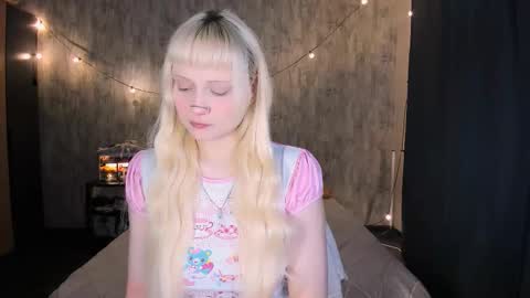 Maria online show from 12/15/25, 04:50