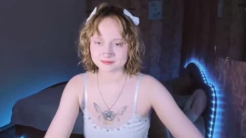 Maria online show from 03/18/26, 01:31