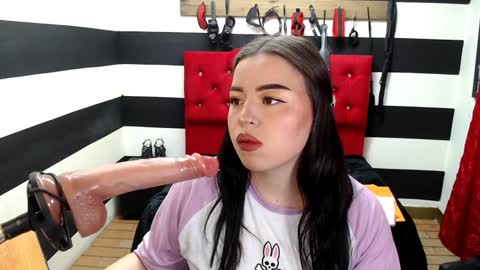 Marian online show from 01/29/25, 03:01