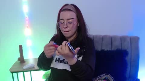 Marian online show from 12/05/25, 03:04