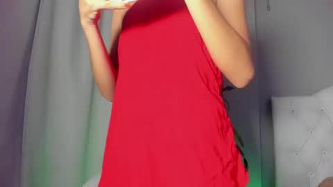 Snapshot of marian_skinny chatting on 12/13/24, 01:04 Marian online show from 12/13/24, 01:04