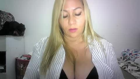 Snapshot of mariana995649 chatting on 05/07/26, 03:06 mariana995649 online show from 05/07/26, 03:06