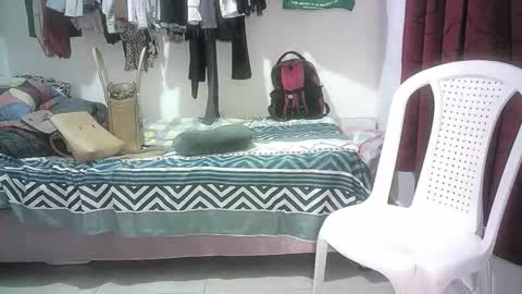 Snapshot of mariana995649 chatting on 06/09/26, 10:54 mariana995649 online show from 06/09/26, 10:54