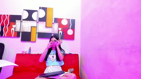 mariana_16_ online show from 02/26/25, 12:27