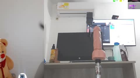 Mariana online show from 02/20/25, 06:39