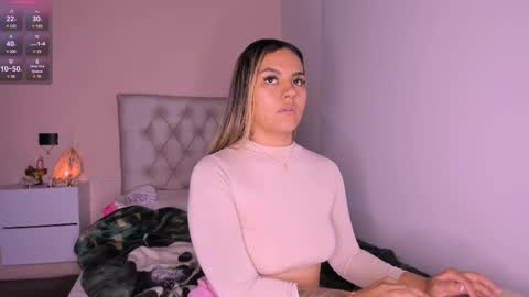 Mariana Roe online show from 03/08/25, 05:28