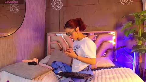 Snapshot of mariana_aldana_ chatting on 03/16/26, 12:42 marii online show from 03/16/26, 12:42
