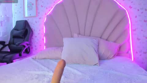 mariana_babe_ online show from 02/20/25, 06:57