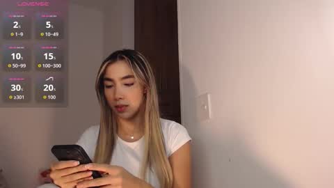 Mariana online show from 11/30/25, 11:53