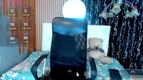 Mariana online show from 04/25/26, 11:46