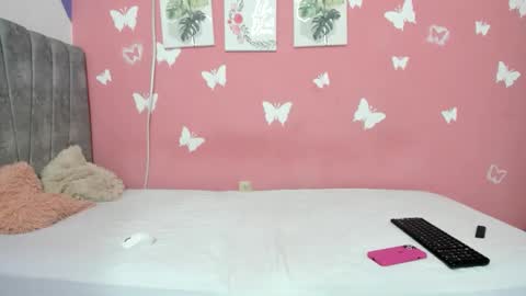 Snapshot of mariana_lan chatting on 02/06/26, 06:07 mariana_lan online show from 02/06/26, 06:07