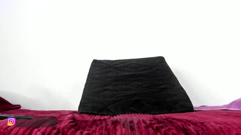 Snapshot of mariana_preciado chatting on 02/13/25, 04:39 Mariana Preciado online show from 02/13/25, 04:39