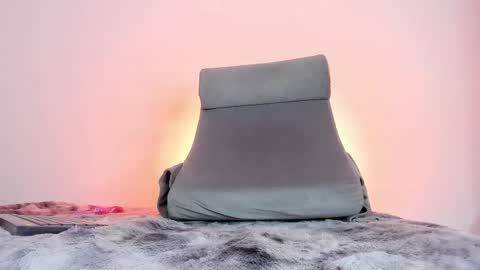 Mariana Preciado online show from 02/13/26, 05:14