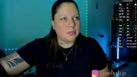 Snapshot of mariana_spellman chatting on 06/20/26, 04:26 Emely online show from 06/20/26, 04:26
