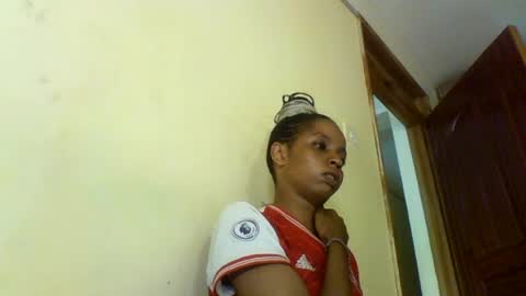 Snapshot of mariana_stacx chatting on 08/05/26, 10:18 Mariana online show from 08/05/26, 10:18