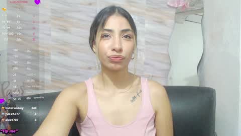 Snapshot of mariana_turner chatting on 12/25/24, 12:37 Mariana turner online show from 12/25/24, 12:37